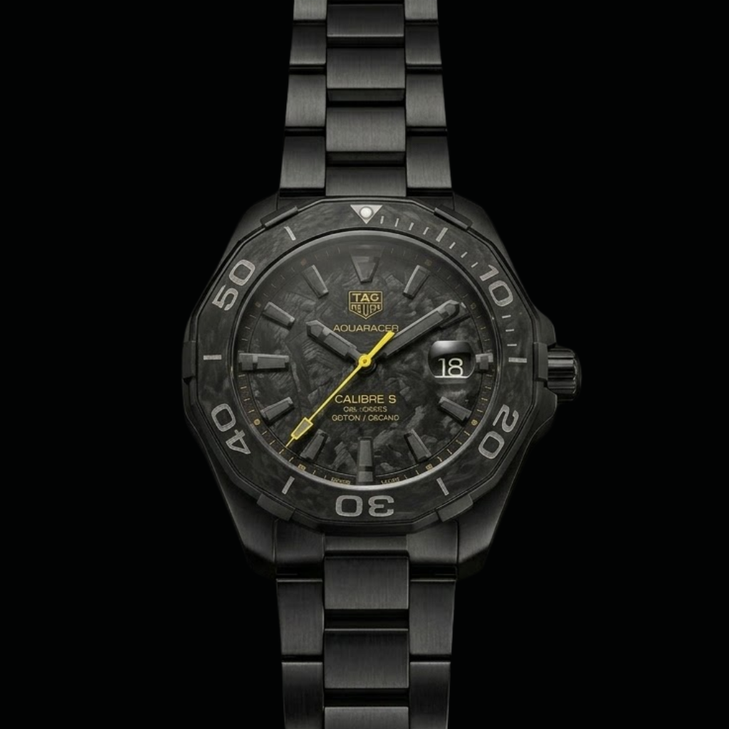 Aquaracer Calibre 5 Carbon Edition