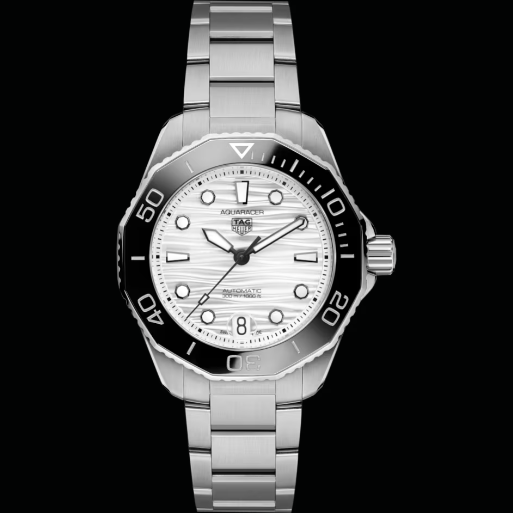 Aquaracer Professional 300 Date